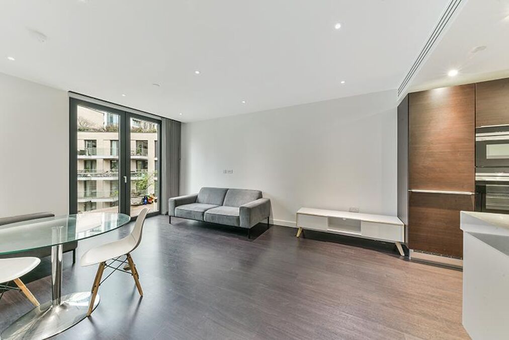 Image of Kingwood House, Aldgate, E1.