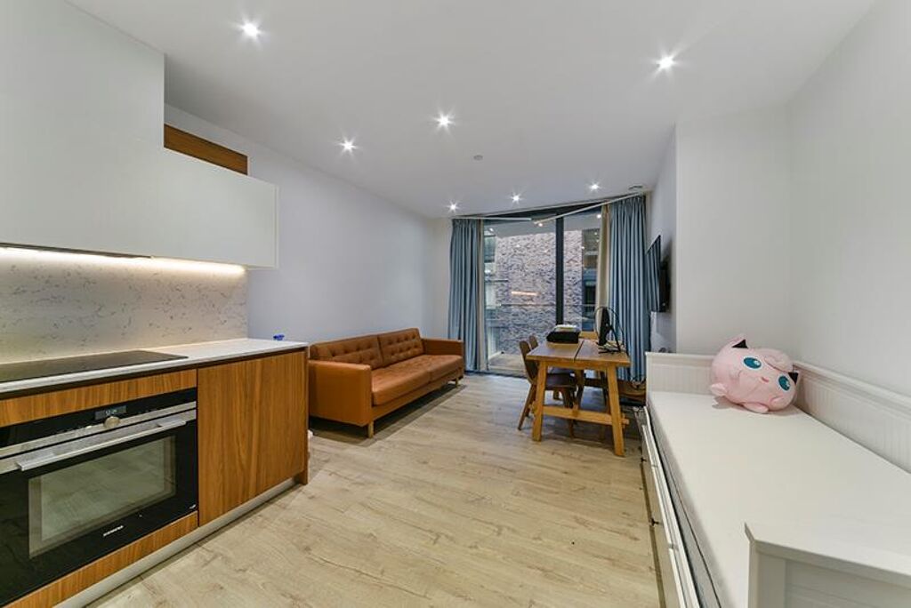 Image of Neroli House, Piazza Walk, London, E1.