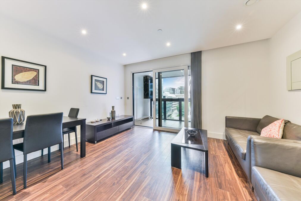 Image of Wiverton Tower, New Drum Street, London, E1