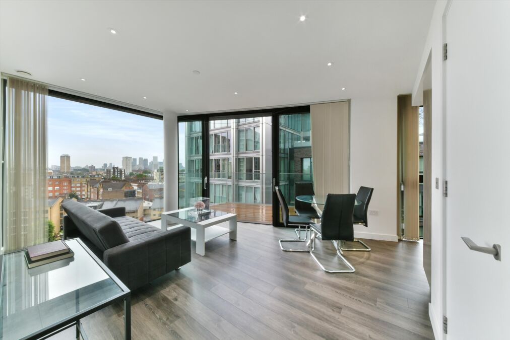 Image of Kingwood House, Chaucer Gardens, Aldgate, London, E1