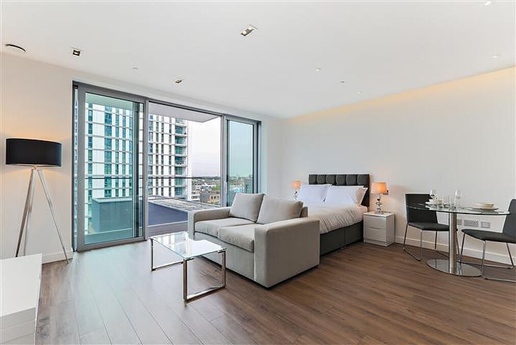 Image of Satin House, Piazza Walk, Aldgate, London, E1