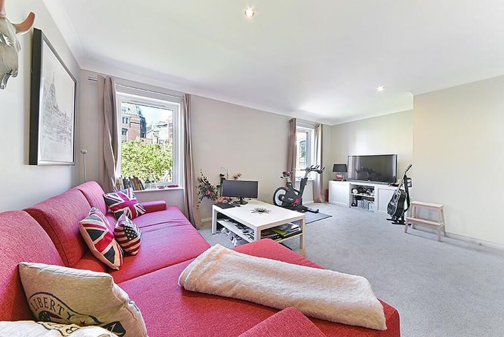 Image of Bowmans Mews, Aldgate, London, E1