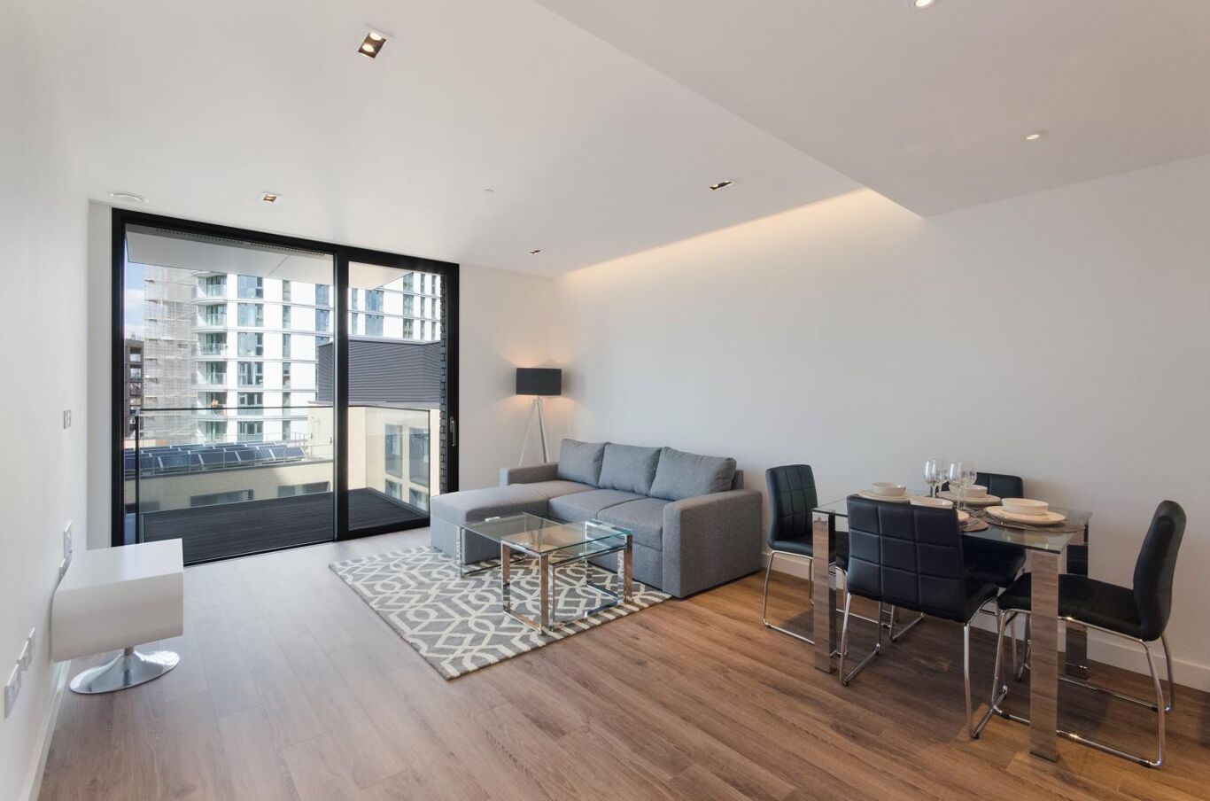 Image of Satin House, Piazza Walk, Aldgate, London, E1