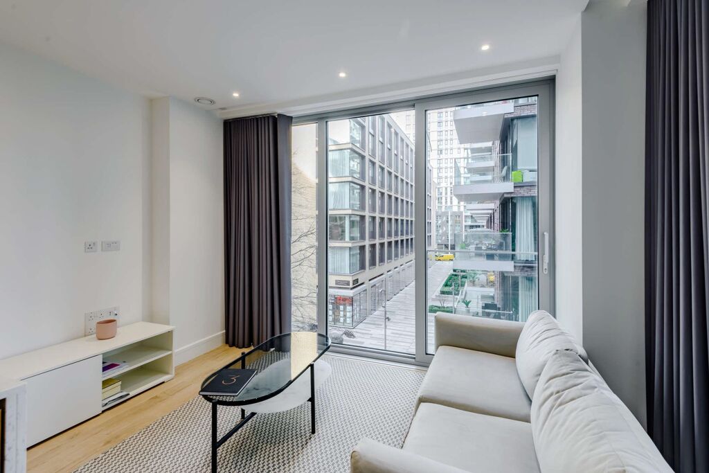 Image of Neroli House, 14 Piazza Walk, Aldgate, London, E1