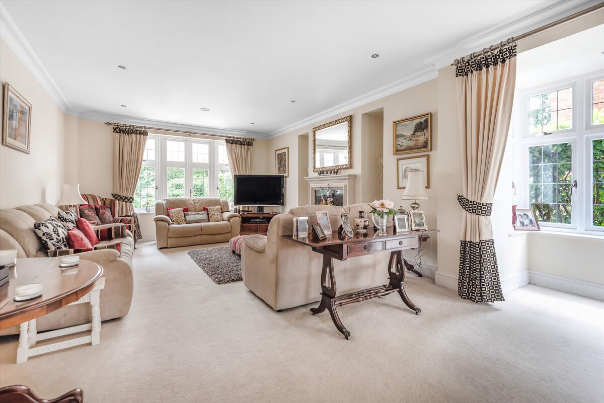 house for sale in Sandhurst Road, Finchampstead, Wokingham, Berkshire