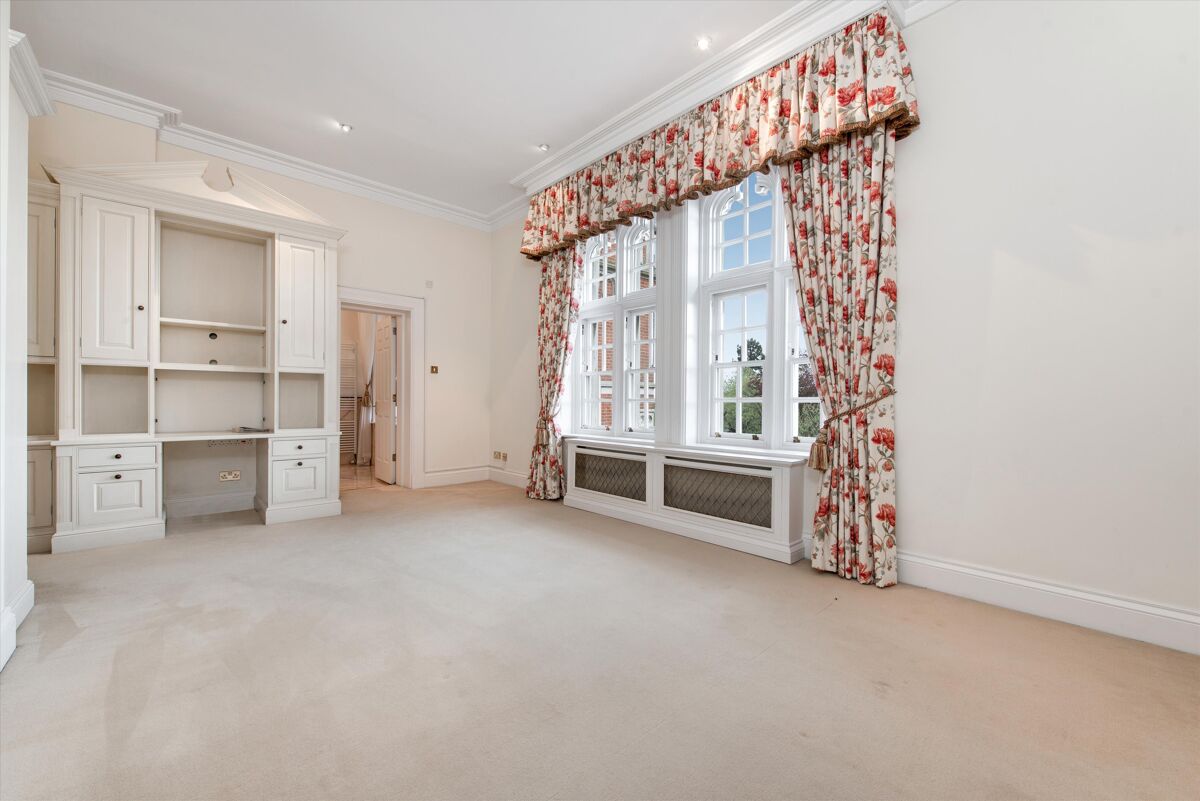 house for sale in Crossland House, Holloway Drive, Virginia Water