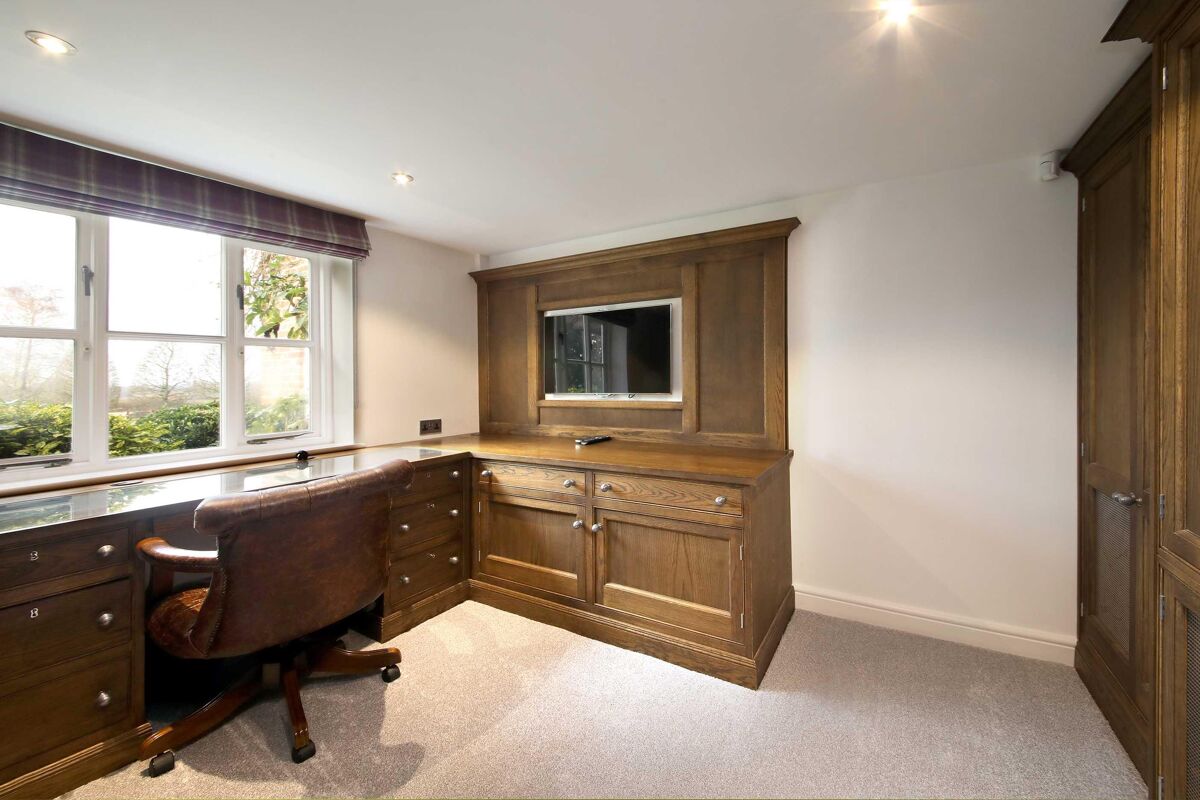 house for sale in Monks Alley, Binfield, Bracknell, Berkshire, RG42