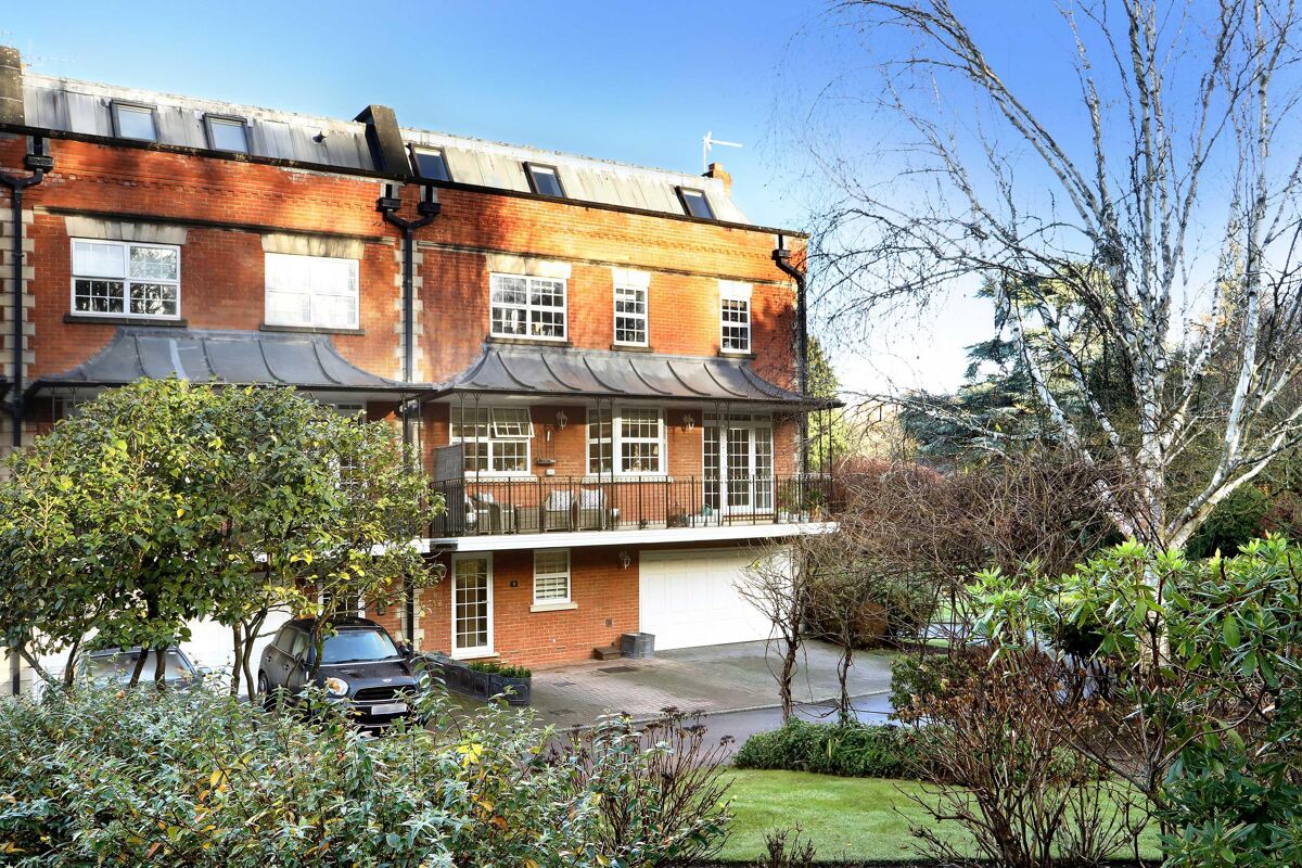 house for sale in Princess Gate, London Road, Sunninghill, Ascot, SL5