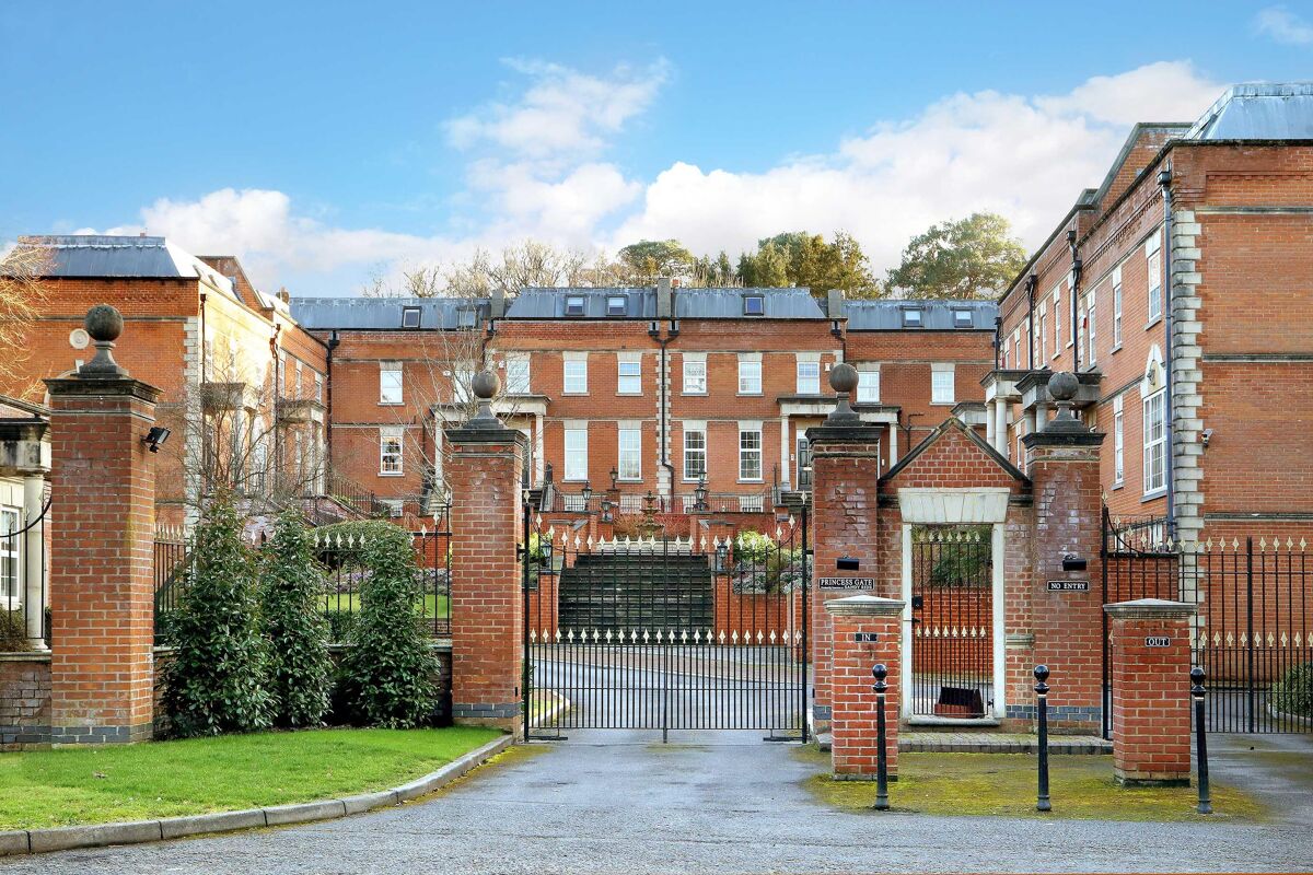 house for sale in Princess Gate, London Road, Sunninghill, Ascot, SL5
