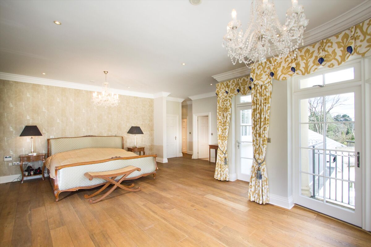 house for sale in The Ridges, Finchampstead, Wokingham, Berkshire, RG40 ASC012090040 Knight