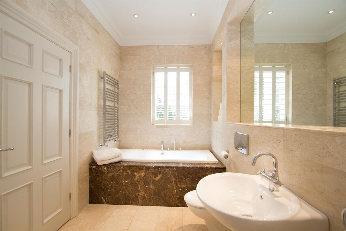 house for sale in The Ridges, Finchampstead, Wokingham, Berkshire, RG40 ASC012090040 Knight