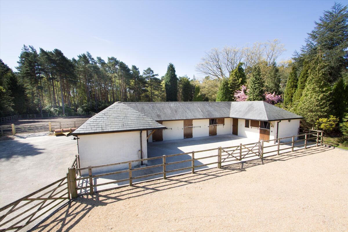 house for sale in The Ridges, Finchampstead, Wokingham, Berkshire, RG40