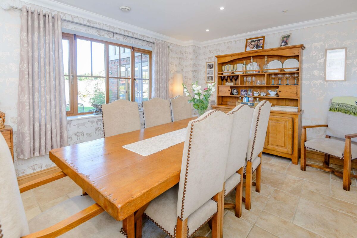 house for sale in Ascot Road, Holyport, Maidenhead, Berkshire, SL6