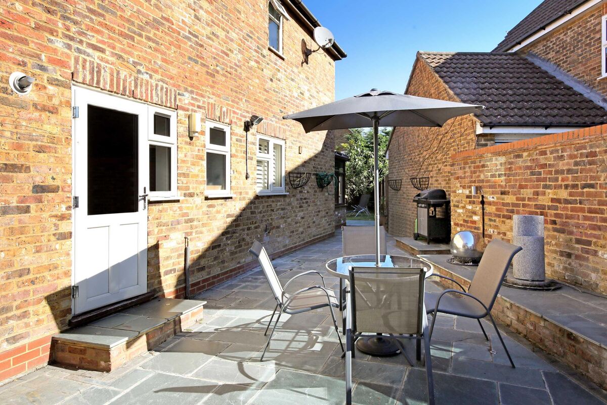 house for sale in Carnation Drive, Winkfield Row, Bracknell, Berkshire