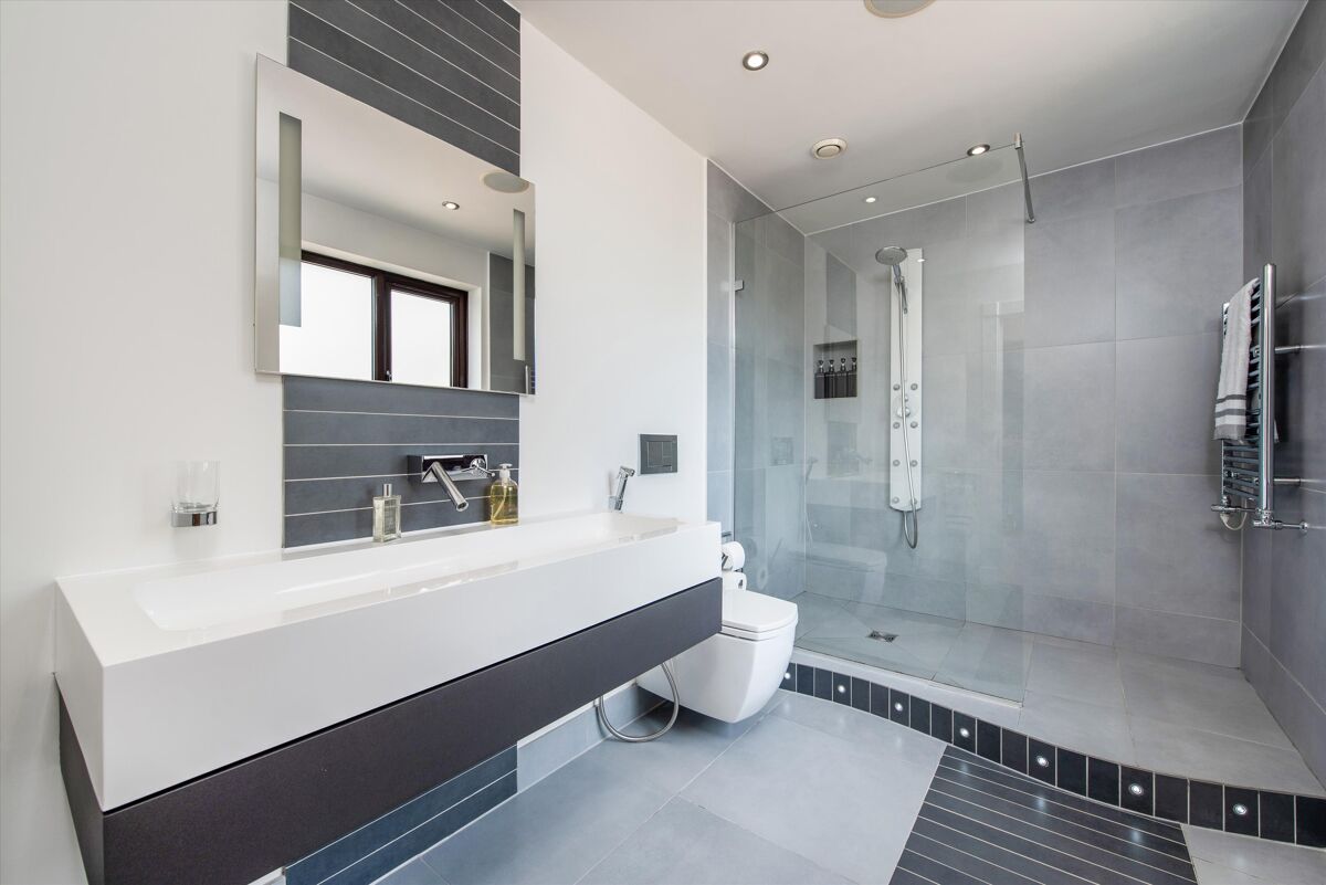 house for sale in Chauntry Road, Maidenhead, Berkshire, SL6