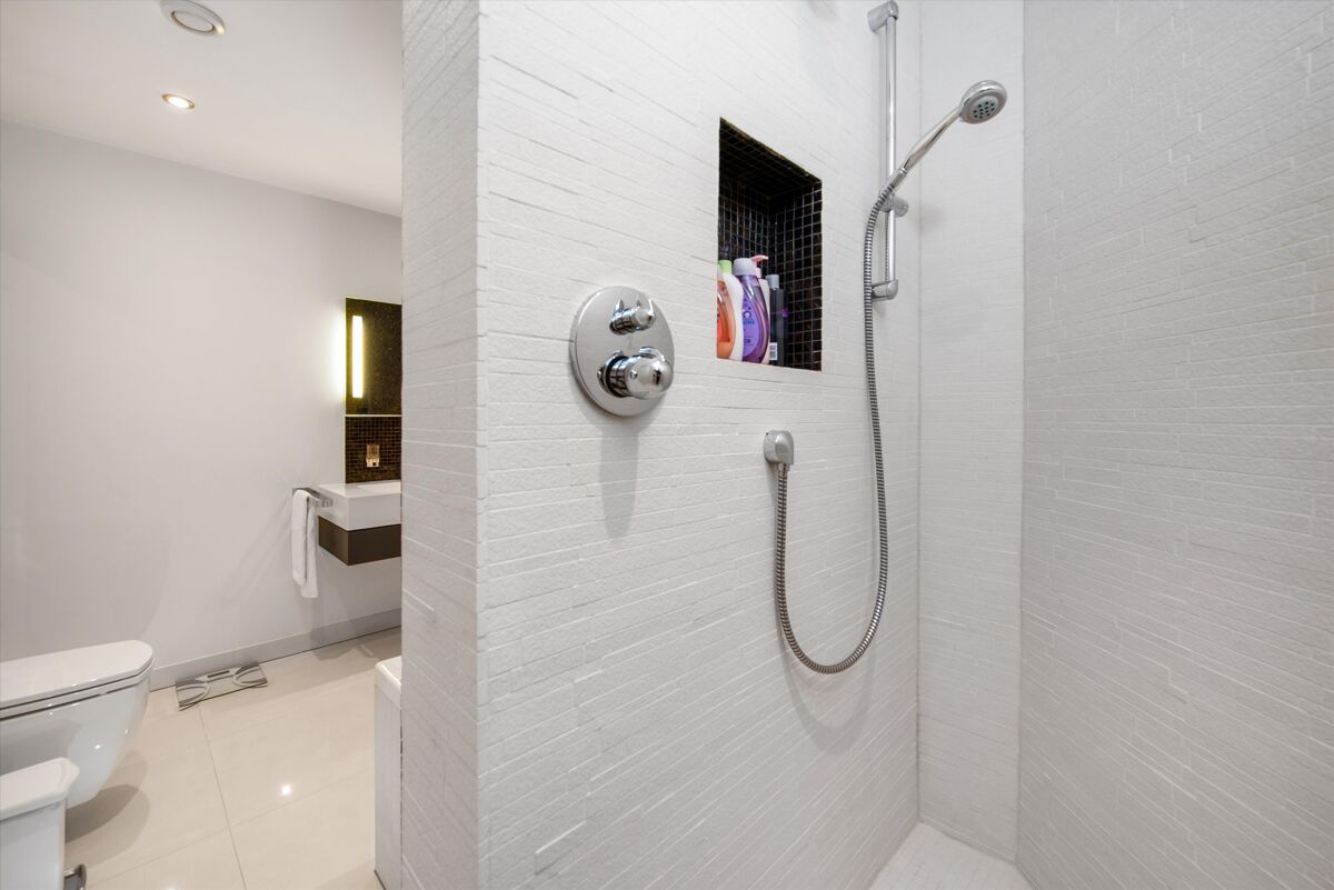 house for sale in Chauntry Road, Maidenhead, Berkshire, SL6