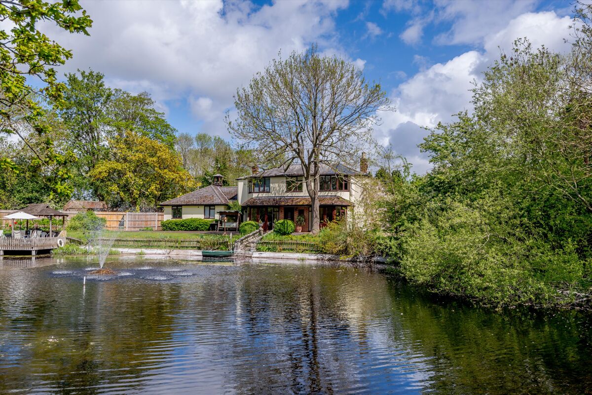 house for sale in Milton Park, Stroude Road, Egham, Surrey, TW20