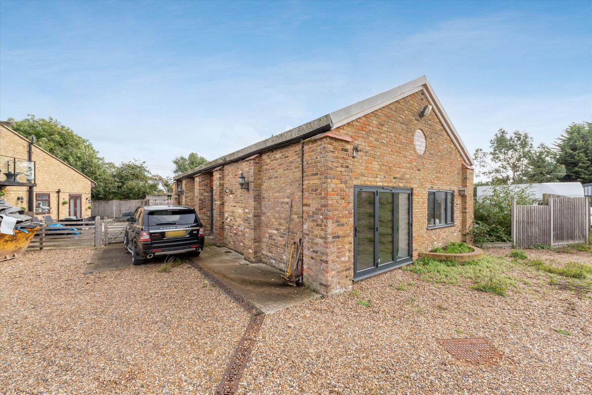 house for sale in Stanwell Road, Horton, Slough, SL3 ASC012180767