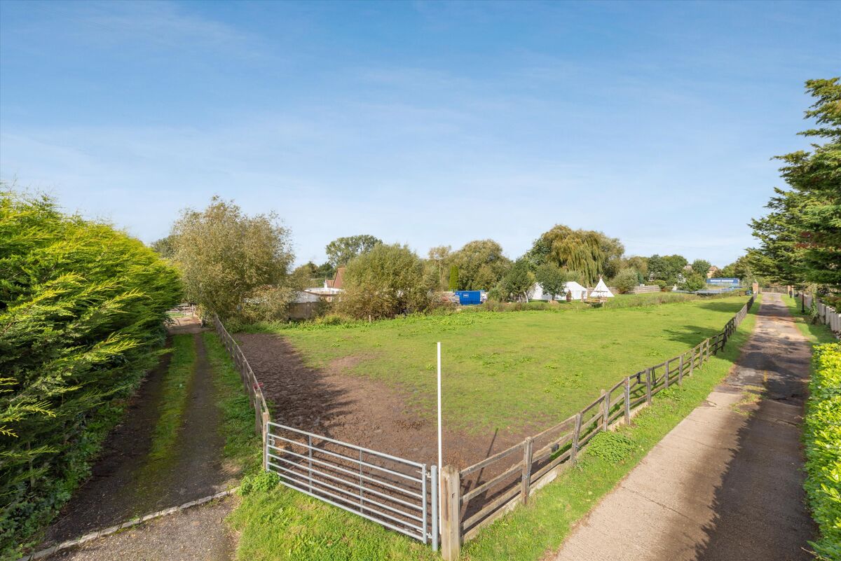 house for sale in Stanwell Road, Horton, Slough, SL3 ASC012180767