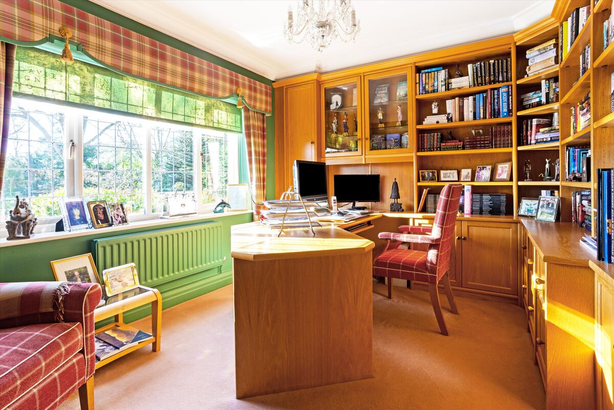 house for sale in Woodlands Road West, Virginia Water, Surrey, GU25 ASC012245197 Knight Frank