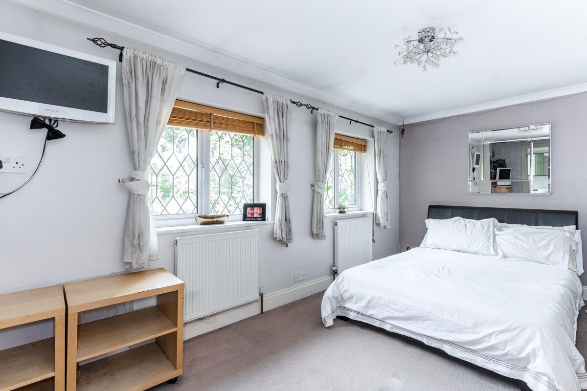 house for sale in Tite Hill, Egham, Surrey, TW20 ASC012254860