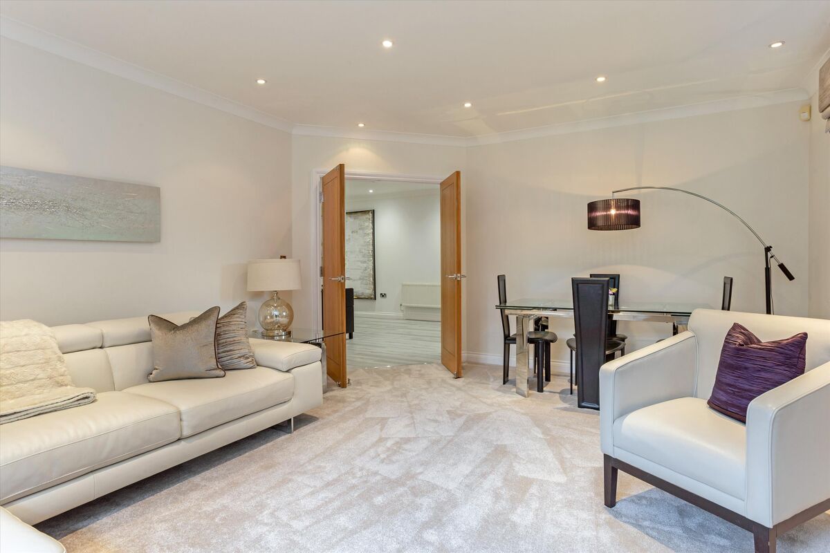 flat for sale in Wilbury Lodge, Dry Arch Road, Sunningdale, Ascot