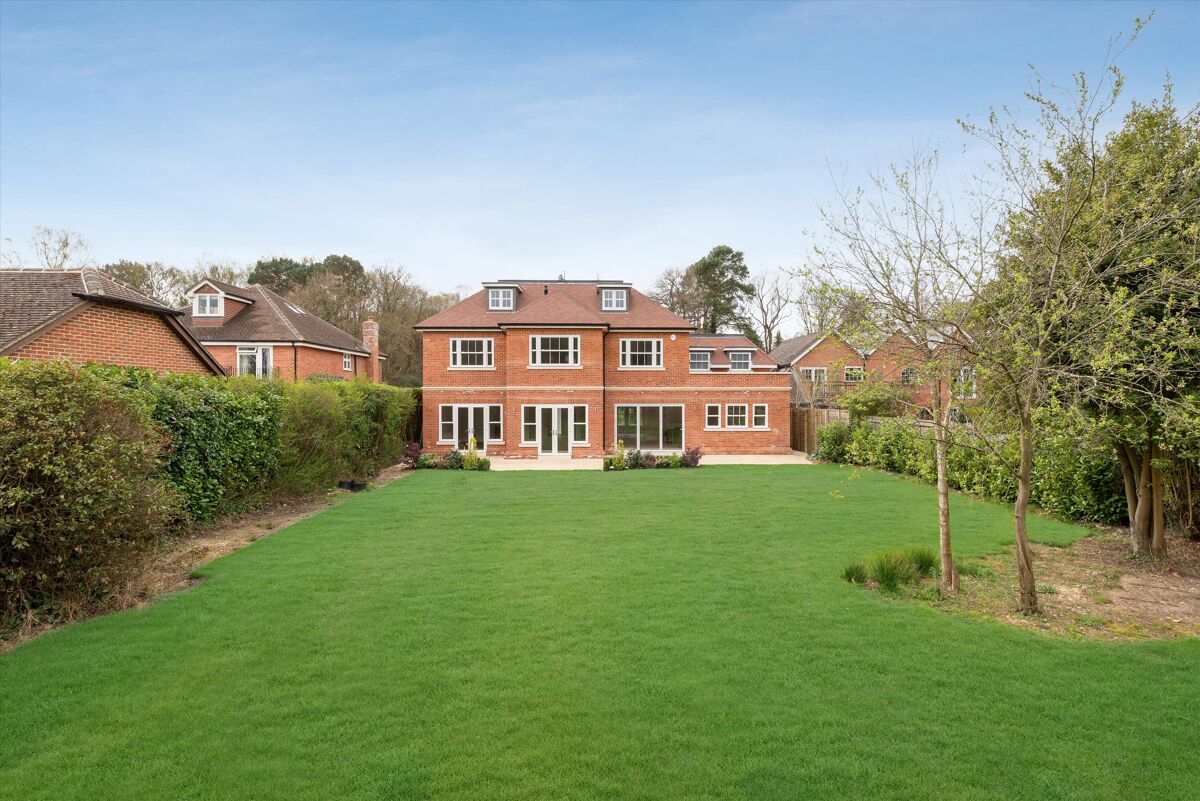 house for sale in Wellington Avenue, Virginia Water, Surrey, GU25