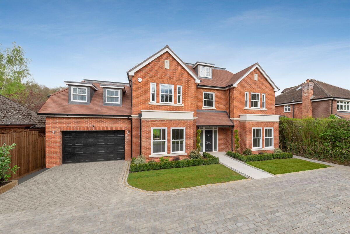 house for sale in Wellington Avenue, Virginia Water, Surrey, GU25