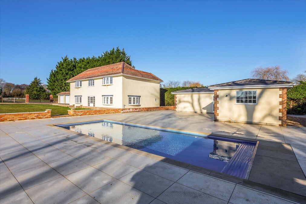 Image of Mounts Hill, Winkfield, Windsor, Berkshire, SL4
