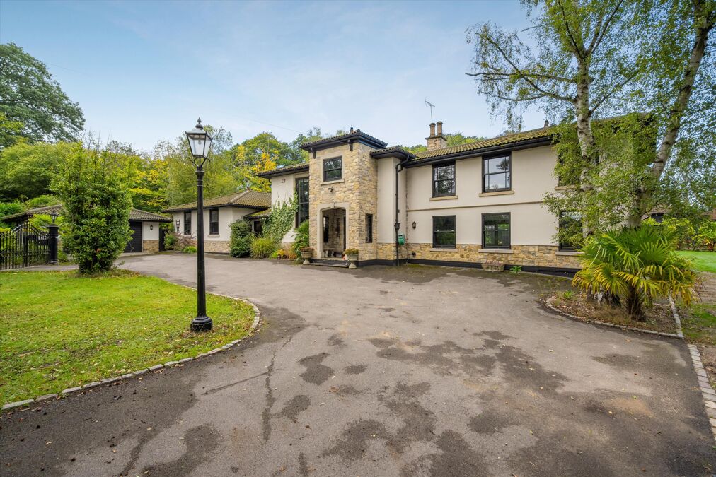 Image of Finchampstead, Berkshire, RG40