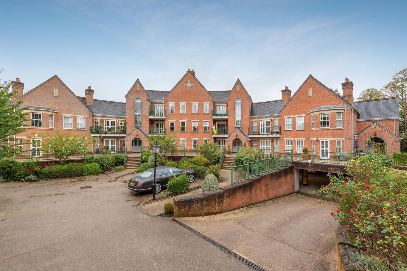 Image of Palmerstone Court, Virginia Water, Surrey, GU25