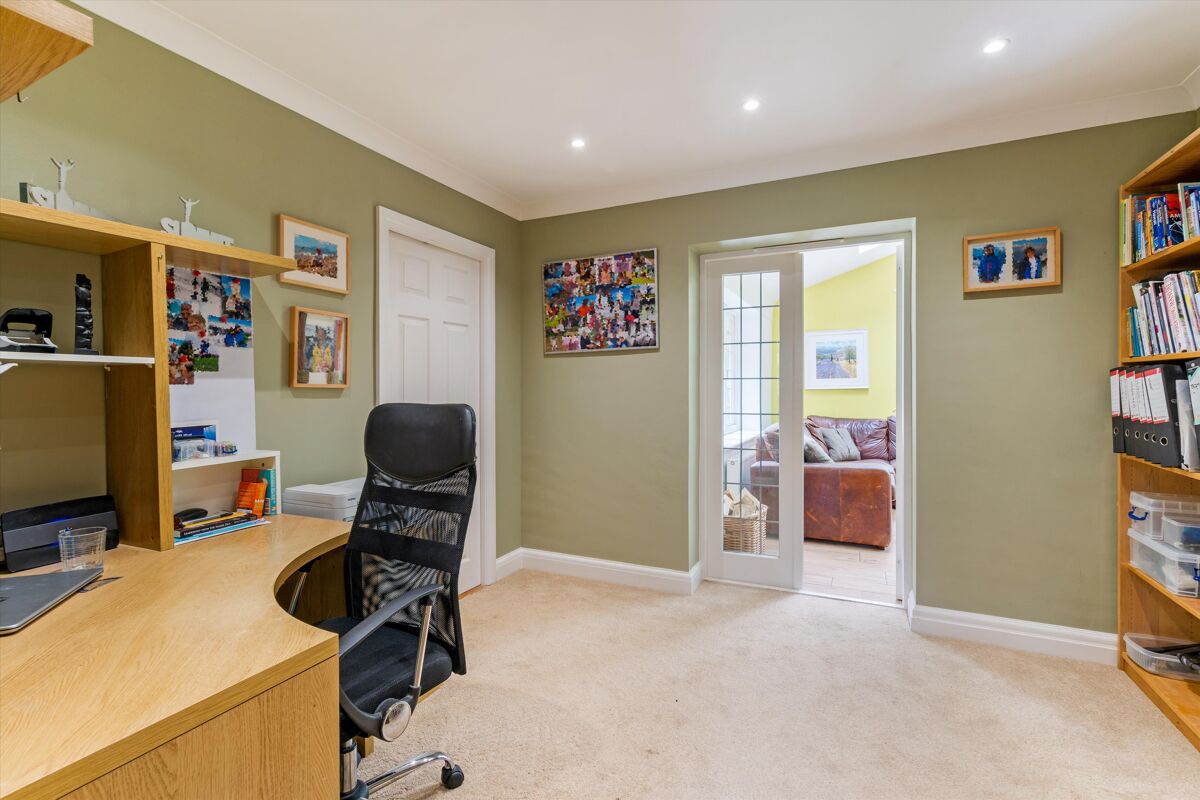 house for sale in Chavey Down Road, Winkfield Row, Bracknell, Berkshire