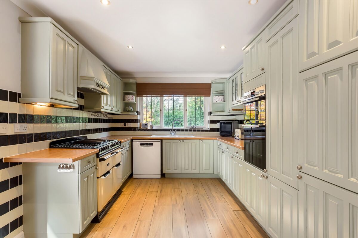 house for sale in Chavey Down Road, Winkfield Row, Bracknell, Berkshire