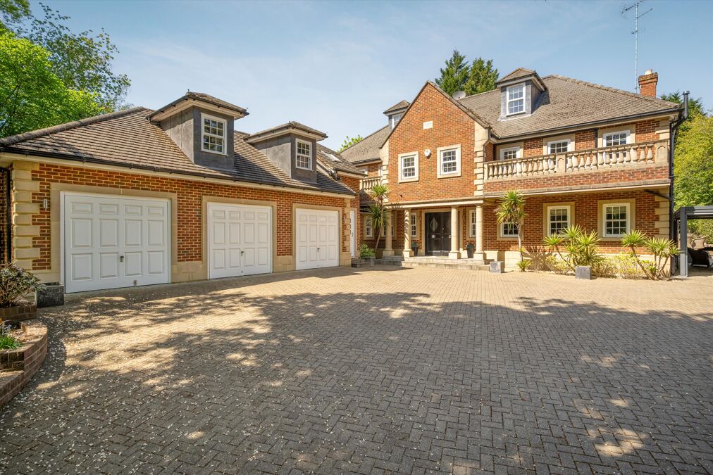 Image of Heath Rise, Virginia Water, Surrey, GU25