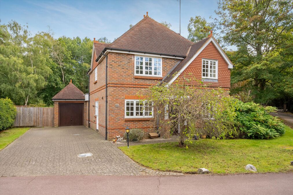 Image of Kings Ride, Ascot, Berkshire, SL5