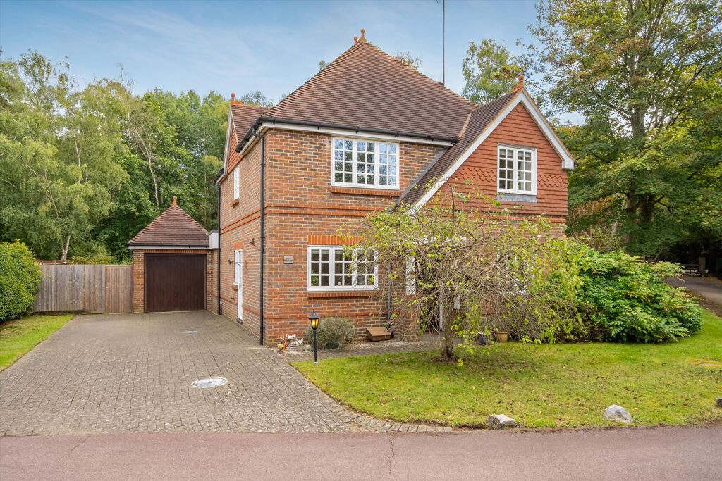 Image of Kings Ride, Ascot, Berkshire, SL5