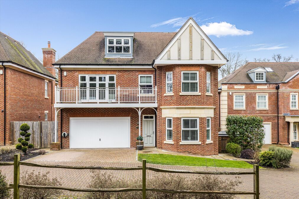 Image of Sunningdale Heights, Sunningdale, Ascot, Berkshire, SL5