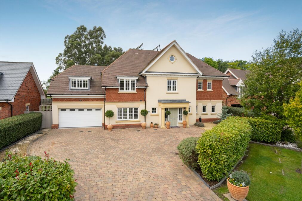 Image of Montague Park, Winkfield, Windsor, Berkshire, SL4