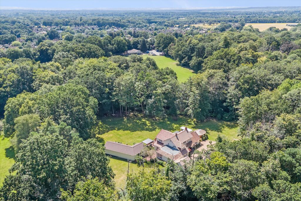 Image of Westwood Road, Windlesham, Surrey, GU20