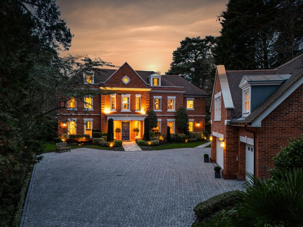 Image of Bagshot Road, Ascot, Berkshire, SL5
