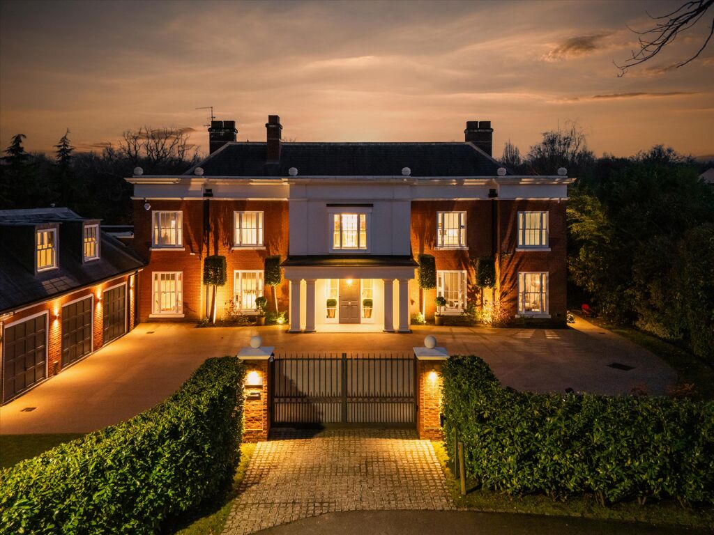 Image of Keepers Walk, Wentworth, Virginia Water, Surrey, GU25