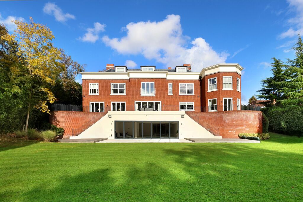 Image of Keepers Walk, Wentworth, Virginia Water, Surrey, GU25