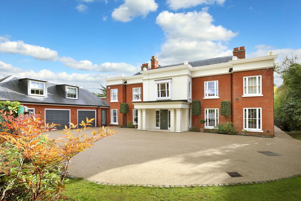 Image of Keepers Walk, Wentworth, Virginia Water, Surrey, GU25