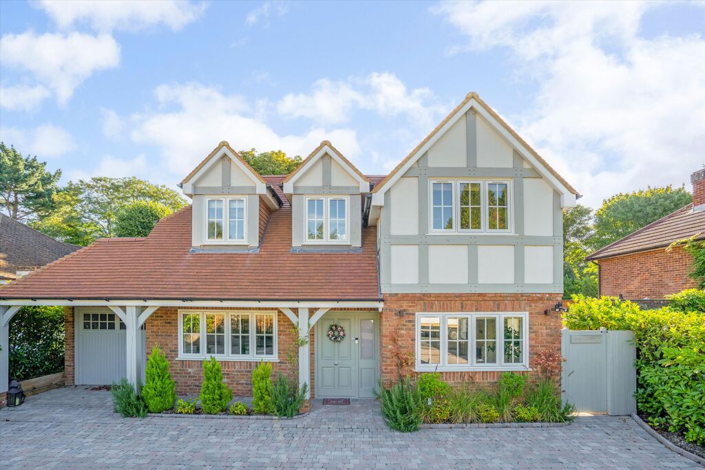 Image of Trotsworth Avenue, Virginia Water, Surrey, GU25
