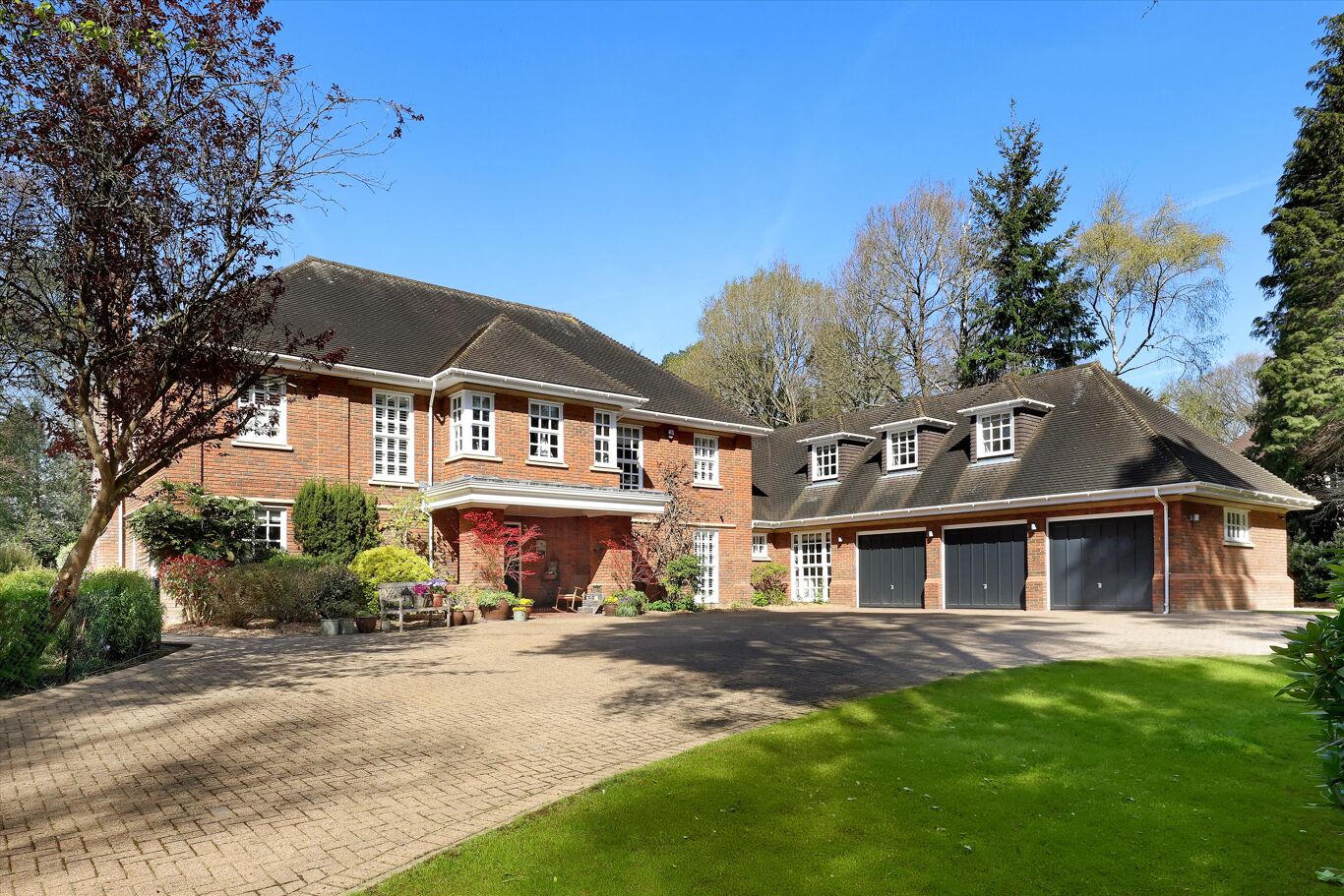 Image of Abbots Drive, Virginia Water, Surrey GU25