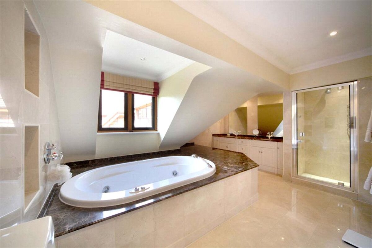 house for sale in Cross Road, Sunningdale, Berkshire, SL5 ASC140050