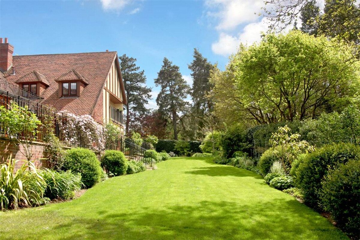 house for sale in Cross Road, Sunningdale, Berkshire, SL5 ASC140050