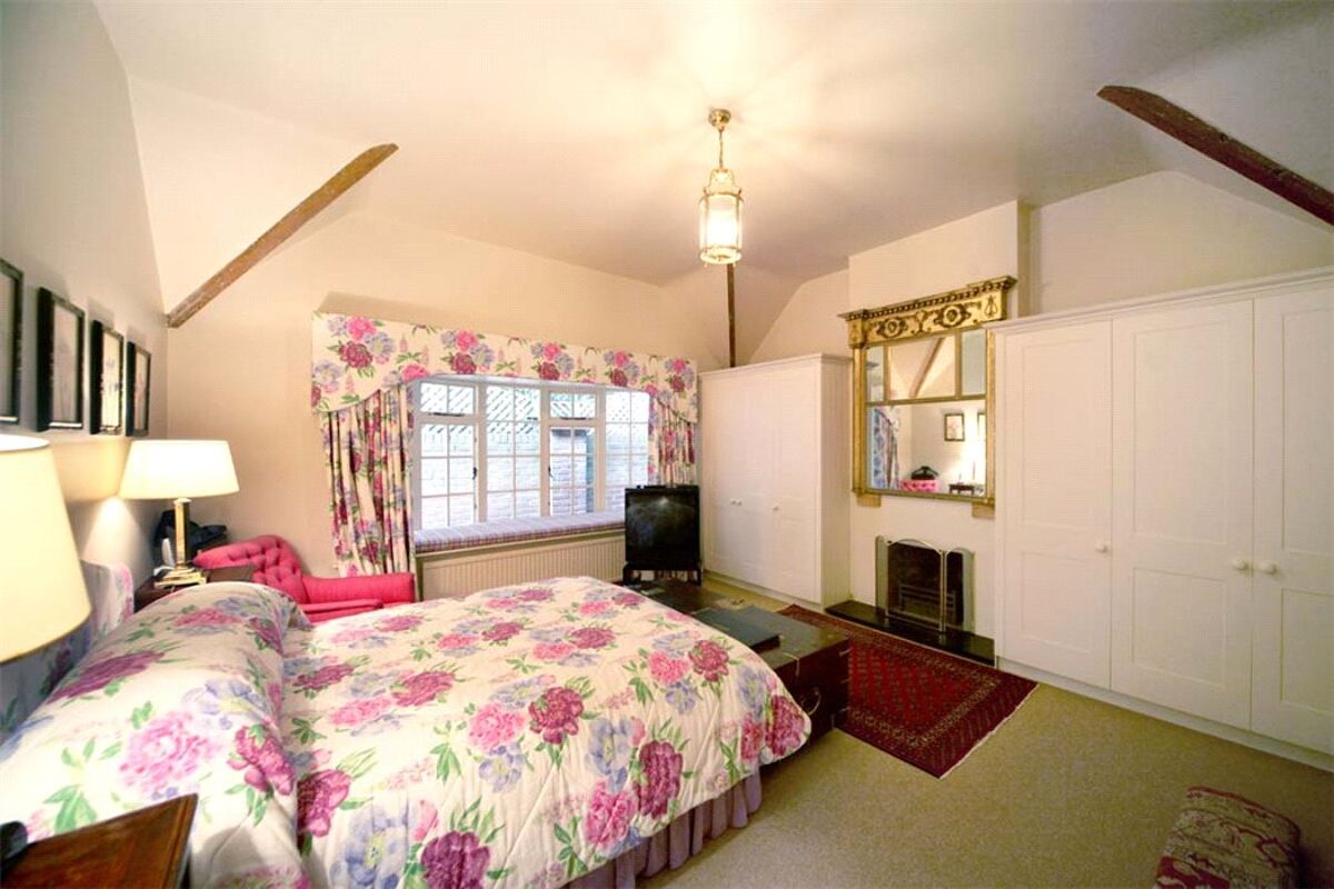 house for sale in Bagshot Road, Sunninghill, Sunningdale, Ascot