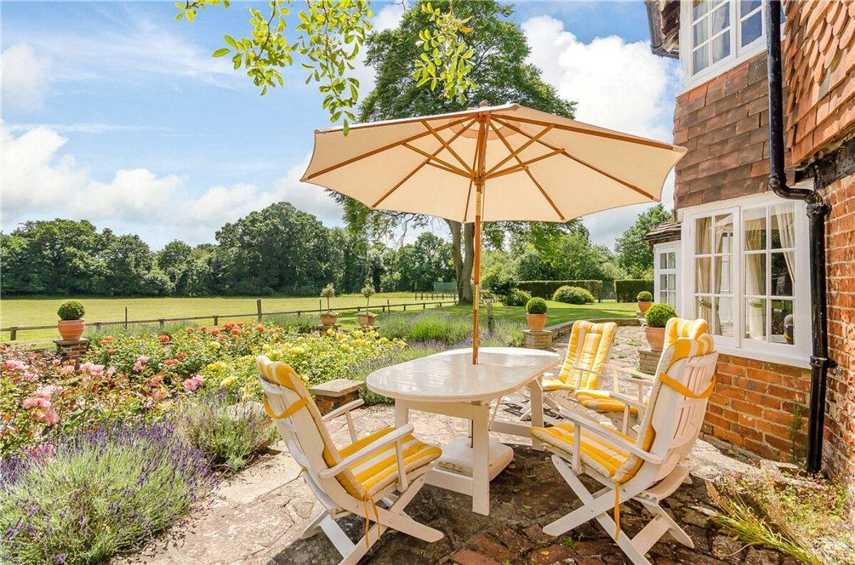 house for sale in Monks Alley, Binfield, Berkshire, RG42 ASC150261