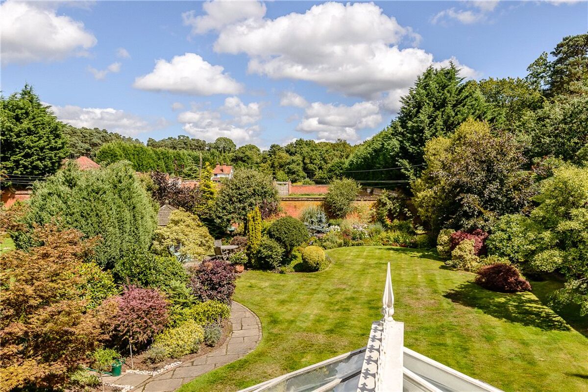 house for sale in Ribsden Holt, Chertsey Road, Windlesham, Surrey, GU20